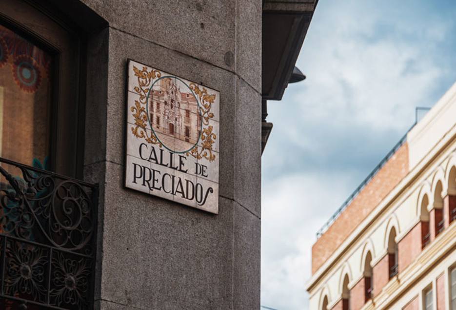 calle-preciados
